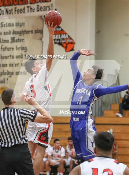 Thumbnail 1 in Selma vs. Madera photogallery.