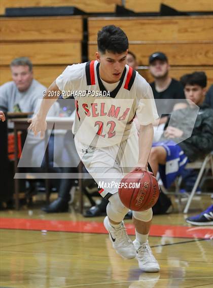 Thumbnail 2 in Selma vs. Madera photogallery.