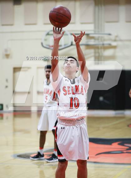 Thumbnail 3 in Selma vs. Madera photogallery.