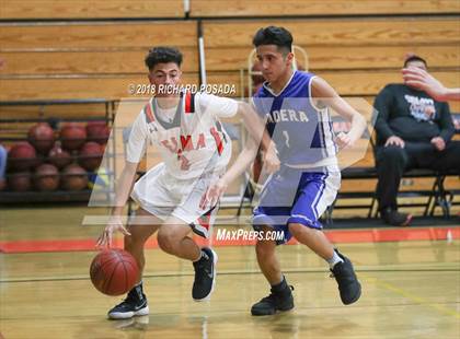 Thumbnail 1 in Selma vs. Madera photogallery.