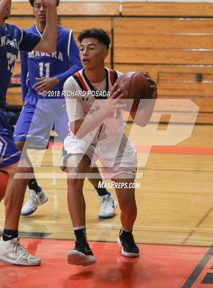 Thumbnail 1 in Selma vs. Madera photogallery.