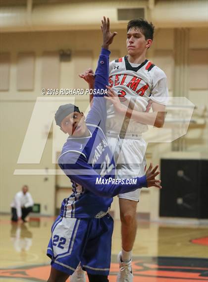 Thumbnail 2 in Selma vs. Madera photogallery.