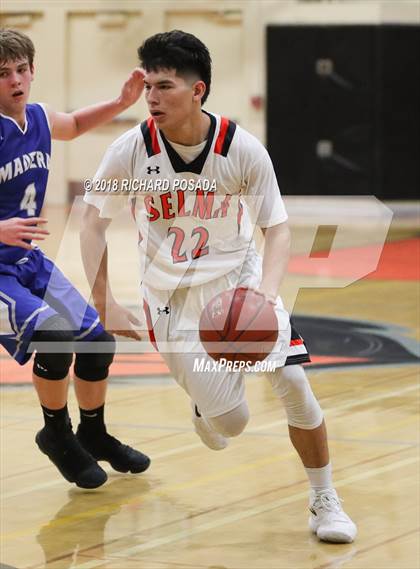 Thumbnail 1 in Selma vs. Madera photogallery.