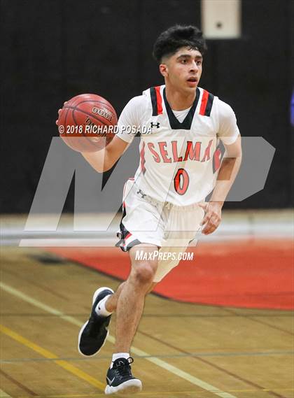 Thumbnail 3 in Selma vs. Madera photogallery.