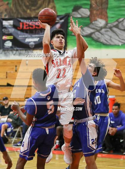 Thumbnail 3 in Selma vs. Madera photogallery.
