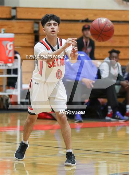 Thumbnail 2 in Selma vs. Madera photogallery.