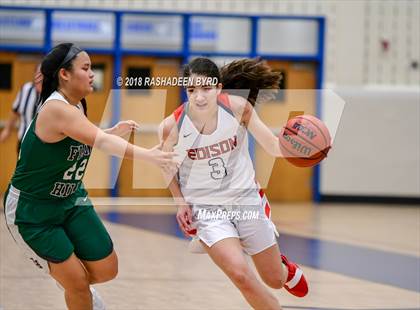 Thumbnail 1 in Flint Hill vs. Edison (Rebel Round Ball Classic) photogallery.