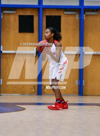 Thumbnail 3 in Flint Hill vs. Edison (Rebel Round Ball Classic) photogallery.
