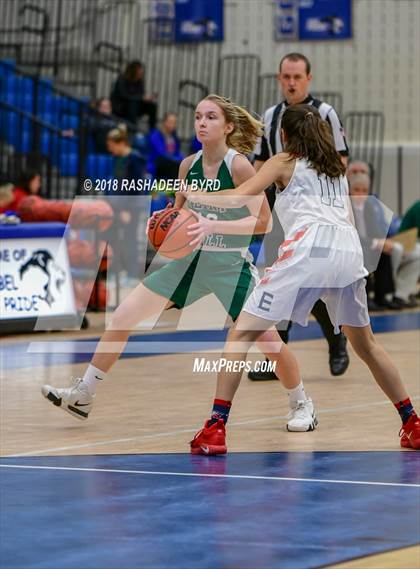 Thumbnail 2 in Flint Hill vs. Edison (Rebel Round Ball Classic) photogallery.
