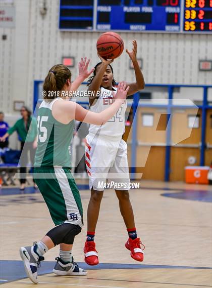 Thumbnail 2 in Flint Hill vs. Edison (Rebel Round Ball Classic) photogallery.