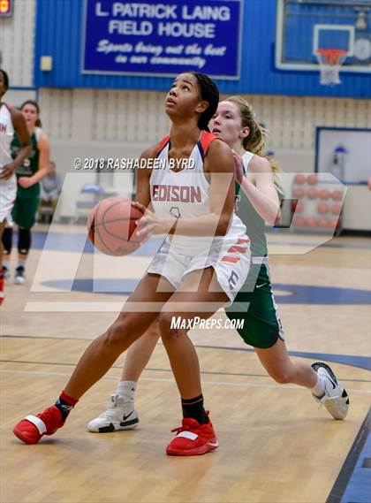 Thumbnail 3 in Flint Hill vs. Edison (Rebel Round Ball Classic) photogallery.
