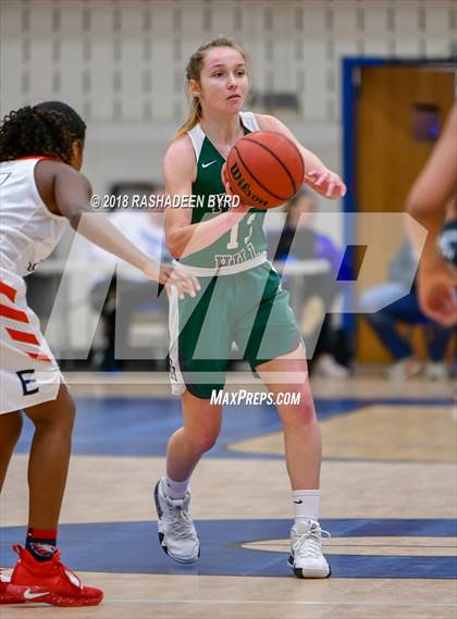 Thumbnail 2 in Flint Hill vs. Edison (Rebel Round Ball Classic) photogallery.