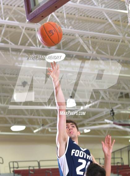 Thumbnail 3 in Foothill vs. Christian (Rancho Mirage Holiday Invitational) photogallery.