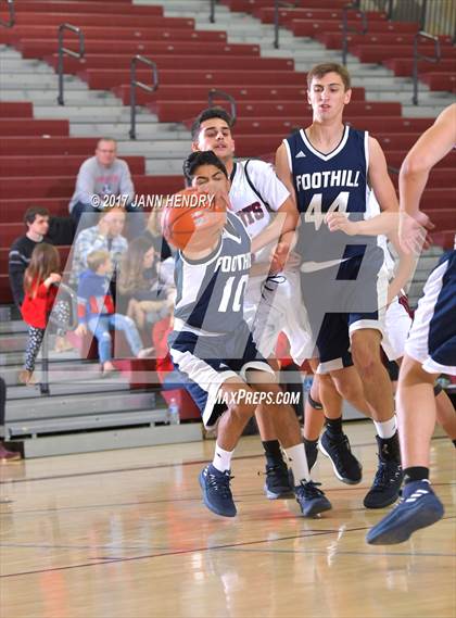 Thumbnail 2 in Foothill vs. Christian (Rancho Mirage Holiday Invitational) photogallery.