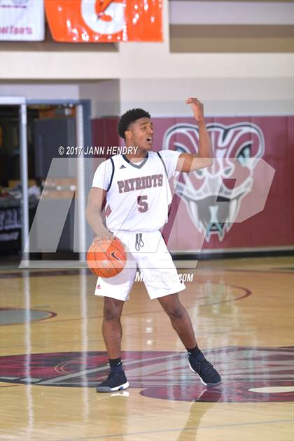 Thumbnail 1 in Foothill vs. Christian (Rancho Mirage Holiday Invitational) photogallery.