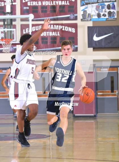 Thumbnail 2 in Foothill vs. Christian (Rancho Mirage Holiday Invitational) photogallery.