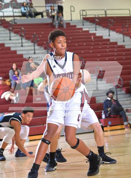 Thumbnail 1 in Foothill vs. Christian (Rancho Mirage Holiday Invitational) photogallery.
