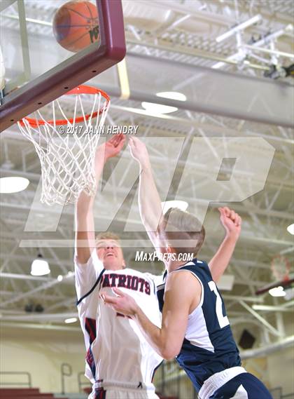Thumbnail 3 in Foothill vs. Christian (Rancho Mirage Holiday Invitational) photogallery.