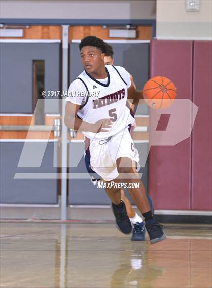 Thumbnail 1 in Foothill vs. Christian (Rancho Mirage Holiday Invitational) photogallery.