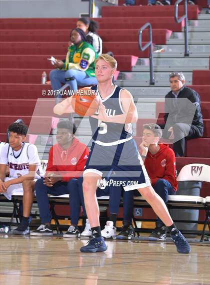 Thumbnail 3 in Foothill vs. Christian (Rancho Mirage Holiday Invitational) photogallery.