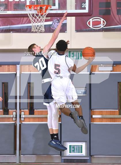 Thumbnail 2 in Foothill vs. Christian (Rancho Mirage Holiday Invitational) photogallery.