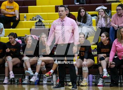 Thumbnail 2 in Carson vs. Hickory (NCHSAA 5A Regional Final) photogallery.