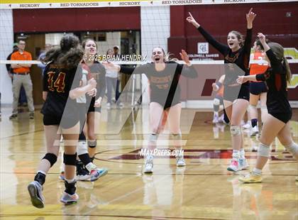 Thumbnail 3 in Carson vs. Hickory (NCHSAA 5A Regional Final) photogallery.