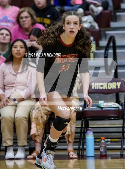 Thumbnail 2 in Carson vs. Hickory (NCHSAA 5A Regional Final) photogallery.