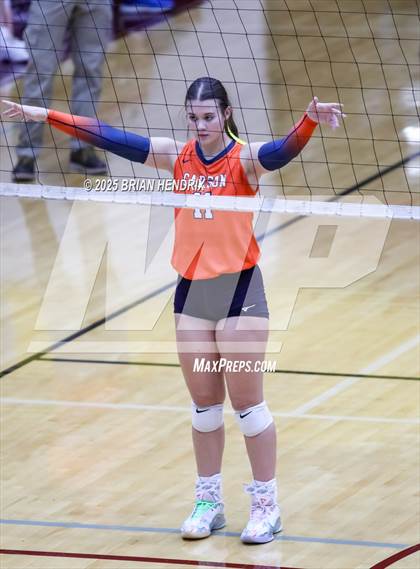 Thumbnail 1 in Carson vs. Hickory (NCHSAA 5A Regional Final) photogallery.