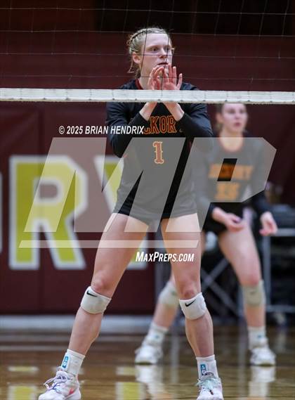 Thumbnail 2 in Carson vs. Hickory (NCHSAA 5A Regional Final) photogallery.