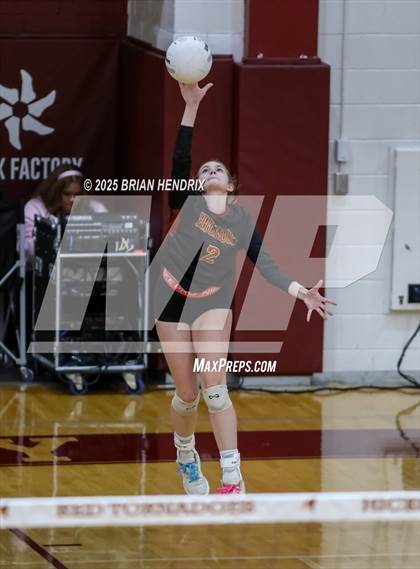 Thumbnail 2 in Carson vs. Hickory (NCHSAA 5A Regional Final) photogallery.