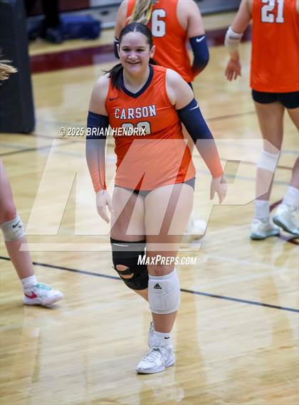 Thumbnail 3 in Carson vs. Hickory (NCHSAA 5A Regional Final) photogallery.