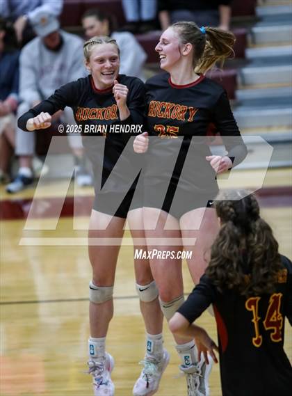 Thumbnail 3 in Carson vs. Hickory (NCHSAA 5A Regional Final) photogallery.