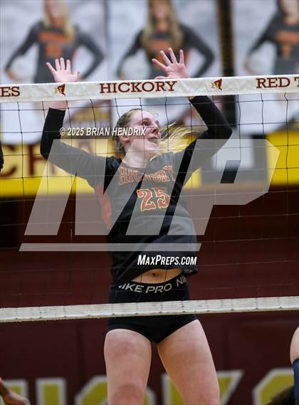 Thumbnail 2 in Carson vs. Hickory (NCHSAA 5A Regional Final) photogallery.