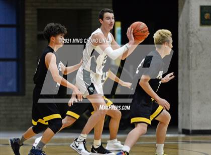 Thumbnail 1 in Sunny Hills @ Aliso Niguel photogallery.