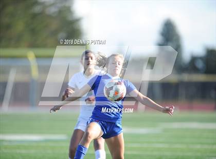 Thumbnail 3 in St. Ignatius @ Archbishop Mitty photogallery.