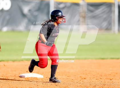 Thumbnail 3 in Stevens vs Harlendale (NISD Softball Tournament) photogallery.