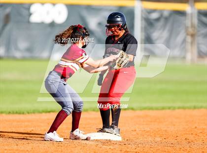 Thumbnail 1 in Stevens vs Harlendale (NISD Softball Tournament) photogallery.
