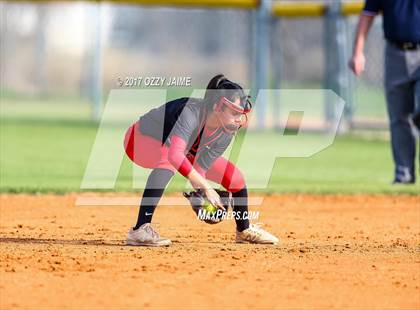 Thumbnail 2 in Stevens vs Harlendale (NISD Softball Tournament) photogallery.