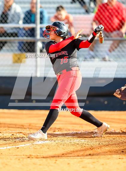 Thumbnail 1 in Stevens vs Harlendale (NISD Softball Tournament) photogallery.