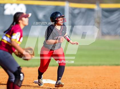 Thumbnail 3 in Stevens vs Harlendale (NISD Softball Tournament) photogallery.