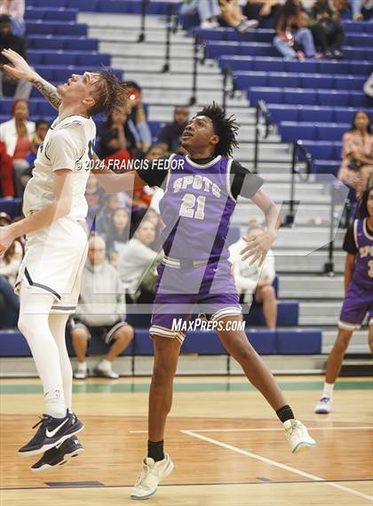 Thumbnail 3 in Spoto @ Sumner photogallery.