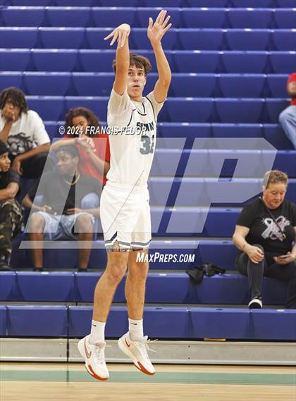 Thumbnail 3 in Spoto @ Sumner photogallery.