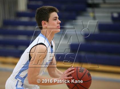 Thumbnail 3 in Washington-Lee @ Yorktown photogallery.