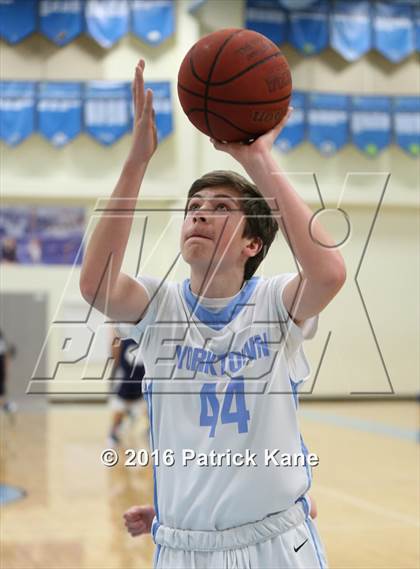 Thumbnail 3 in Washington-Lee @ Yorktown photogallery.