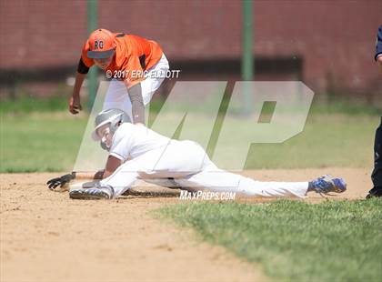 Thumbnail 1 in Saegertown vs Rocky Grove (PIAA District 10 AA Final) photogallery.