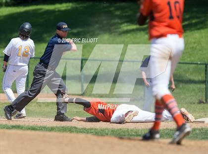 Thumbnail 3 in Saegertown vs Rocky Grove (PIAA District 10 AA Final) photogallery.
