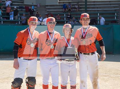 Thumbnail 2 in Saegertown vs Rocky Grove (PIAA District 10 AA Final) photogallery.