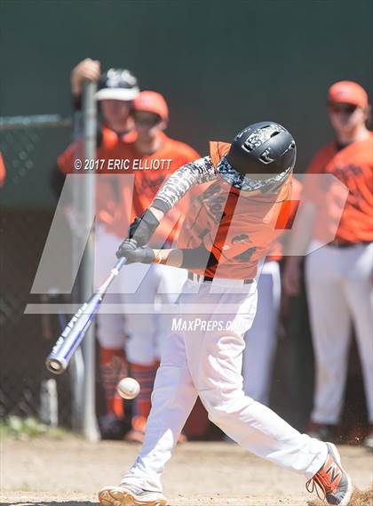 Thumbnail 3 in Saegertown vs Rocky Grove (PIAA District 10 AA Final) photogallery.