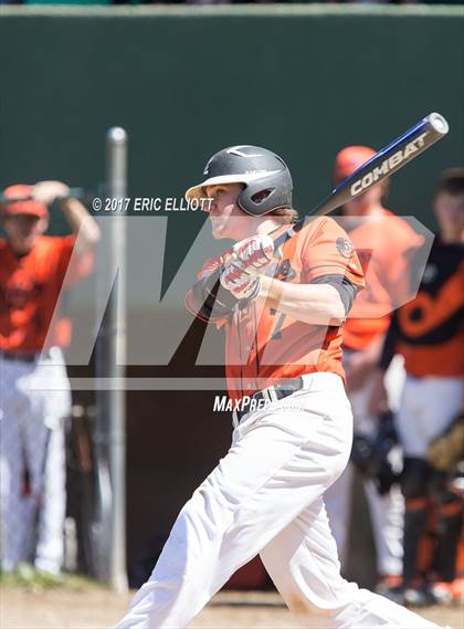 Thumbnail 3 in Saegertown vs Rocky Grove (PIAA District 10 AA Final) photogallery.